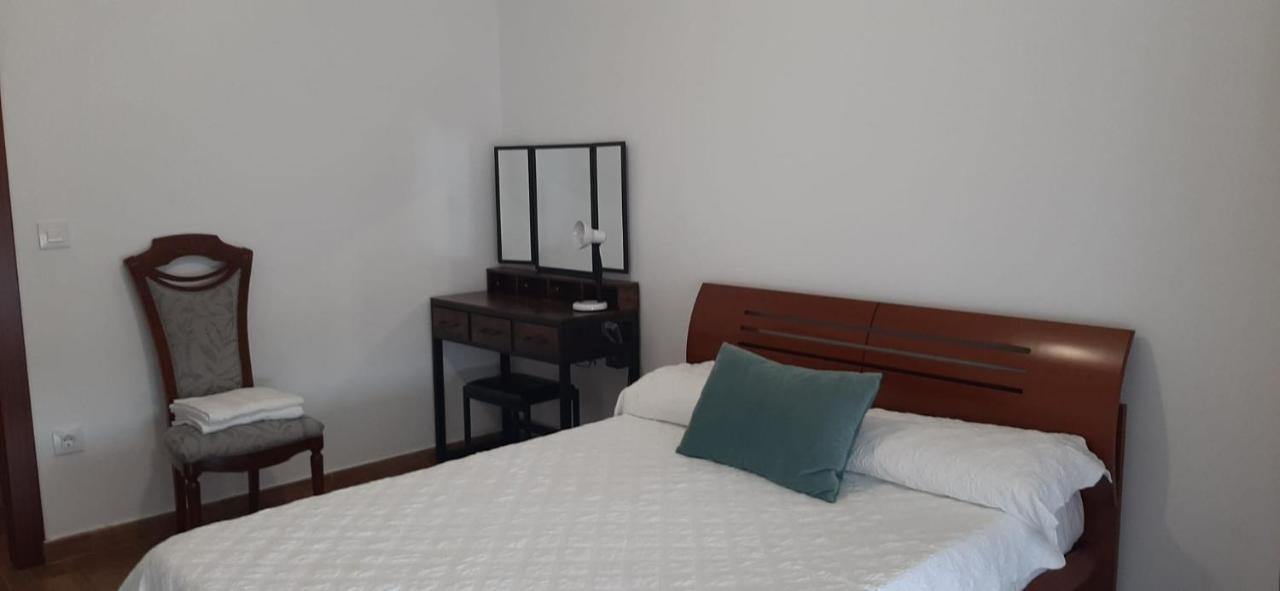 Alojamiento Casa Leon Santoña Екстериор снимка